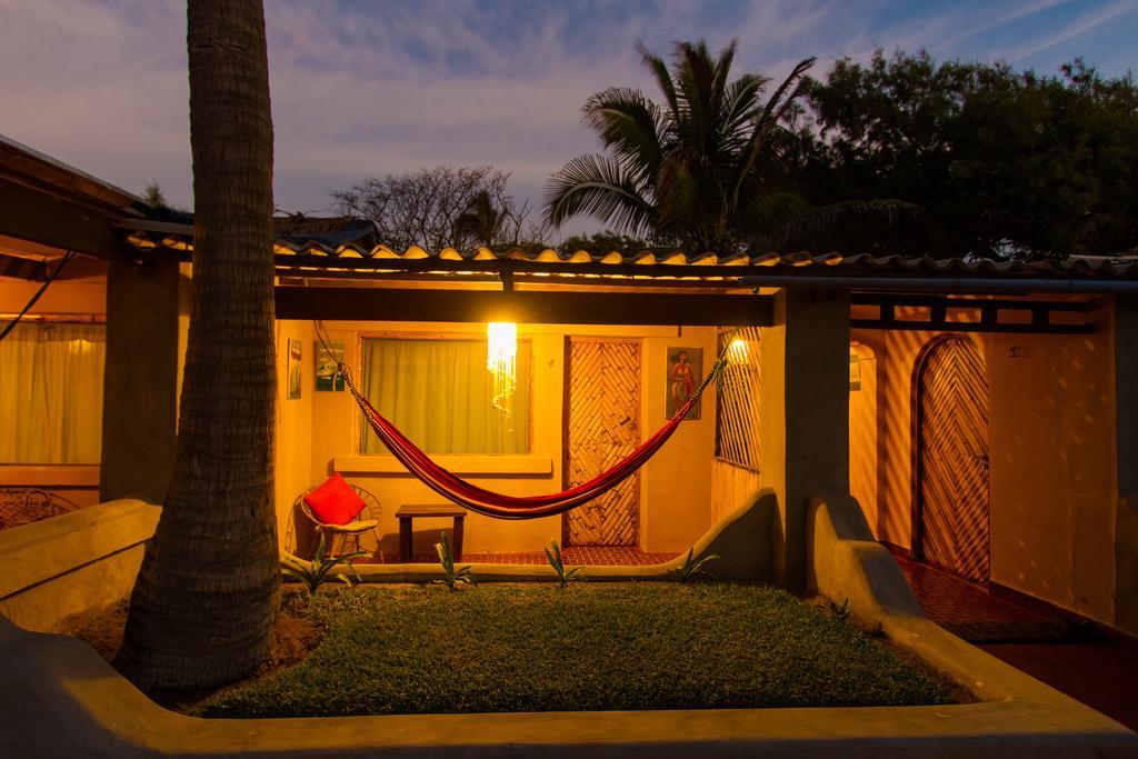 Punta Ballenas Mancora Lodge Ngoại thất bức ảnh