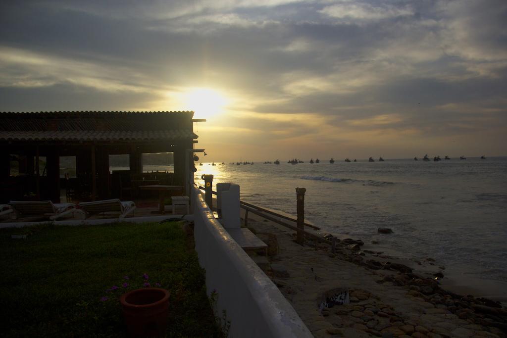 Punta Ballenas Mancora Lodge Ngoại thất bức ảnh